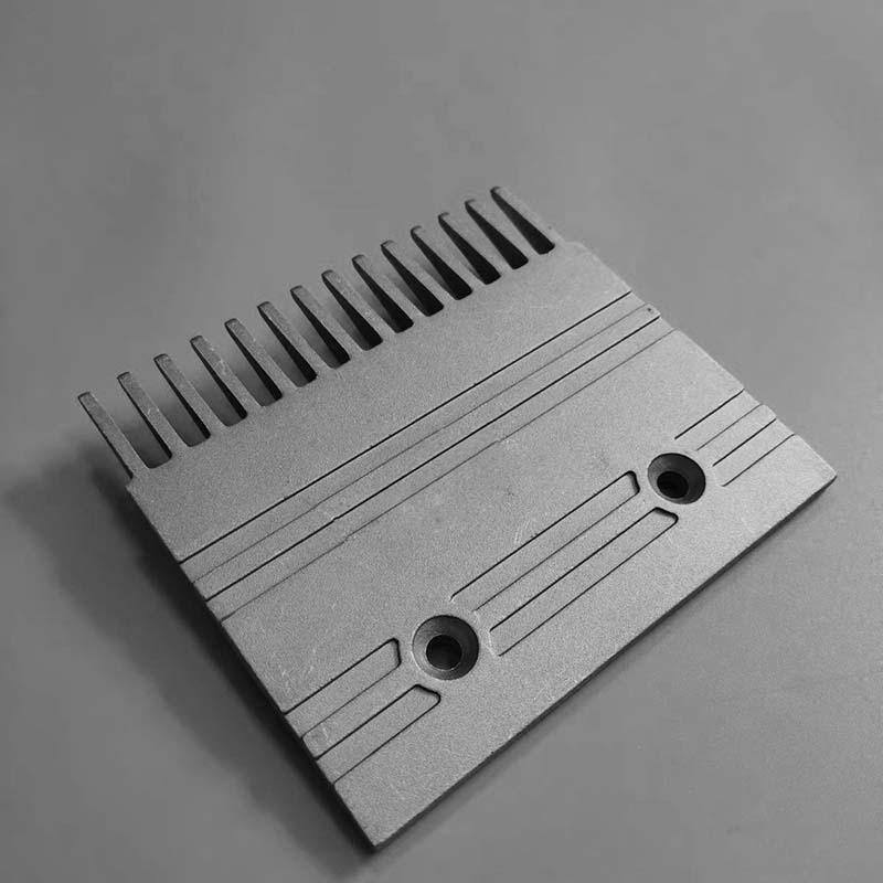 C751003B203 Comb Plate Moving Walk Aluminum,14 Teeth