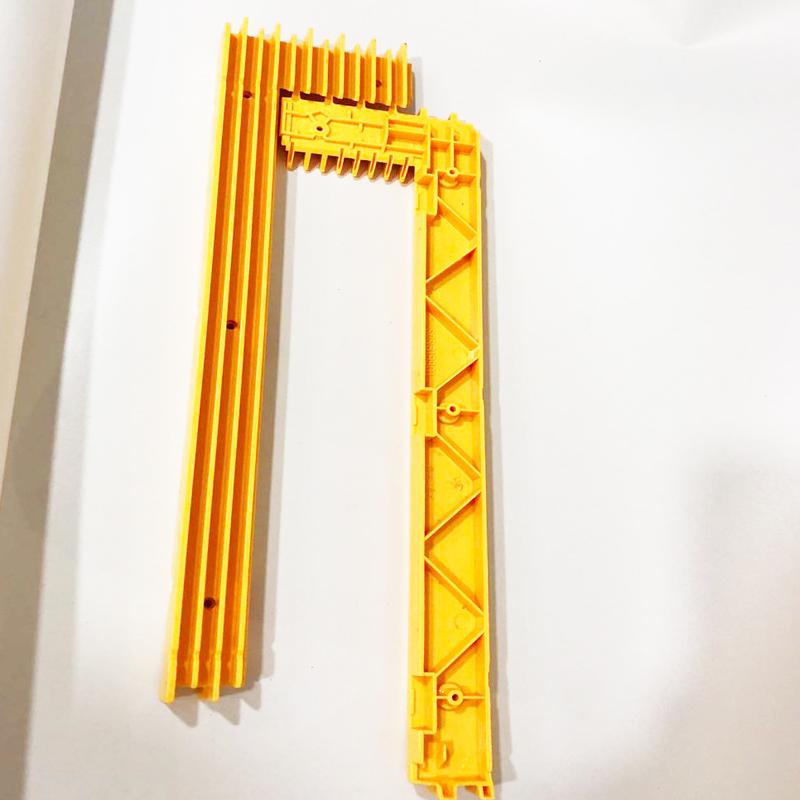 SCS319901 Escalator Step Demarcatiom Srip Step Frame 